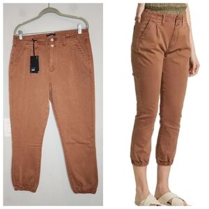 NWT Paige Mayslie Pleated Waist Jogger stretch denim mocha Pants brown size 31.